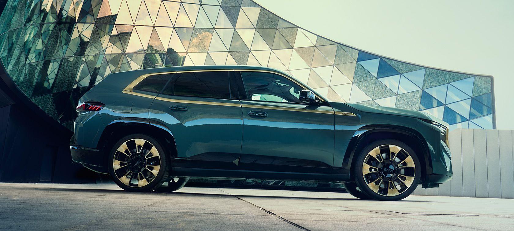 BMW XM SUV