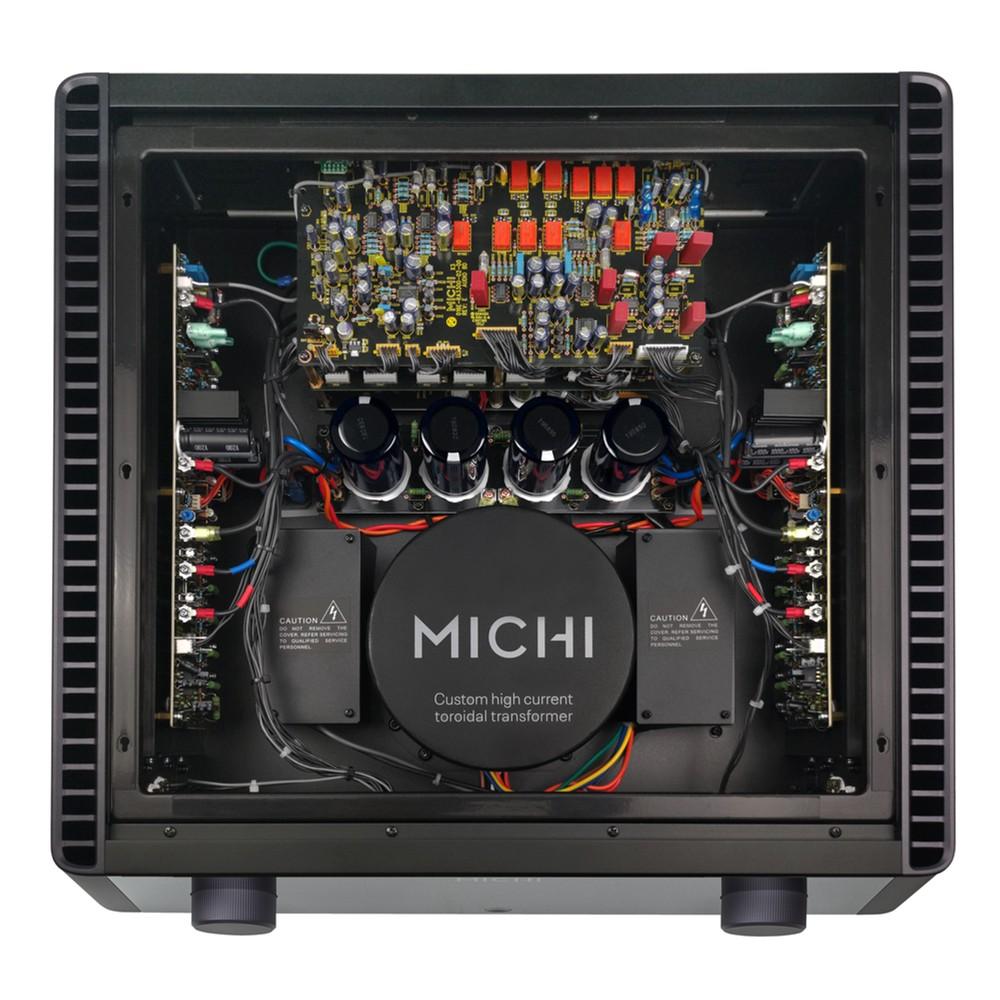 Michi X3 Series 2 belső