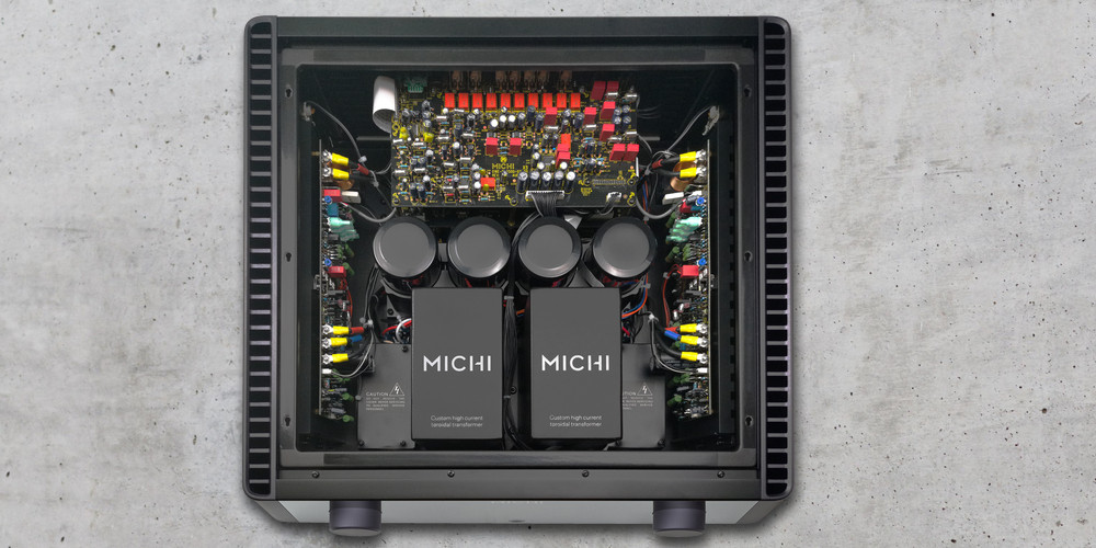 Michi X5 Series 2 belső