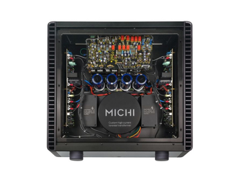 Michi X3 belső