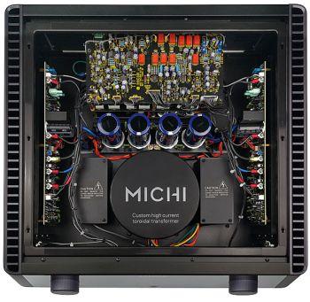 Michi X3 belső